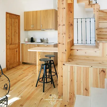 Alfama Deluxe Duplex By Lovelystay 公寓 *