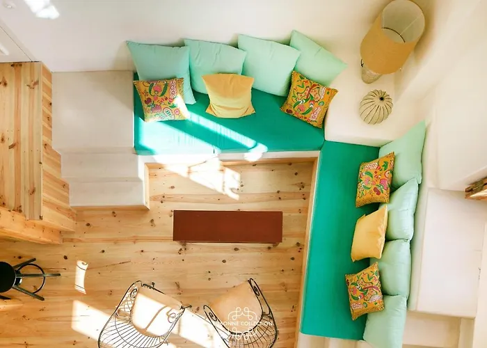 Alfama Deluxe Duplex By Lovelystay