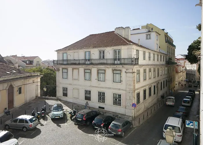 Alfama Deluxe Duplex By Lovelystay *